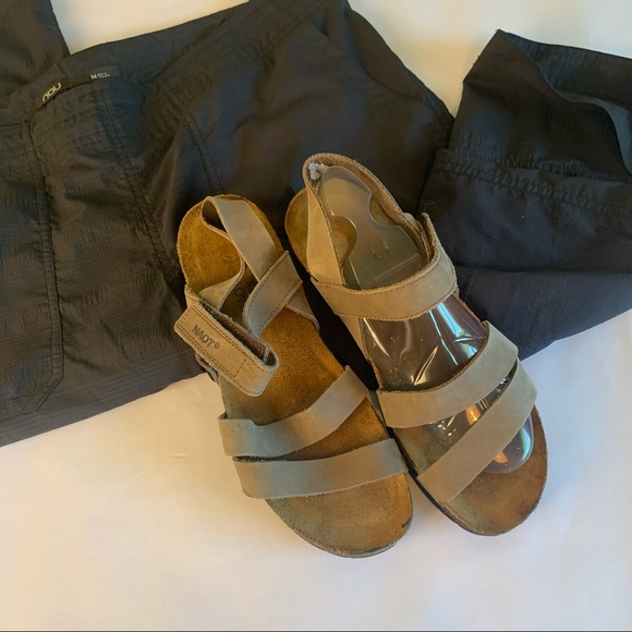 {NAOT} Strappy Leather Tan Sandals Women’s Size 38 - Picture 6 of 16